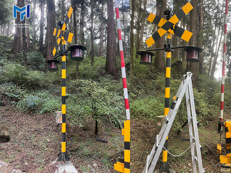 平交道警示燈